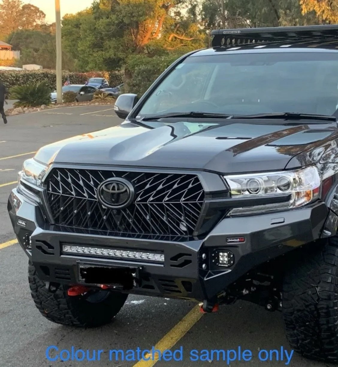 Toyota Landcruiser 200 Series 2016+ Spyder Grill