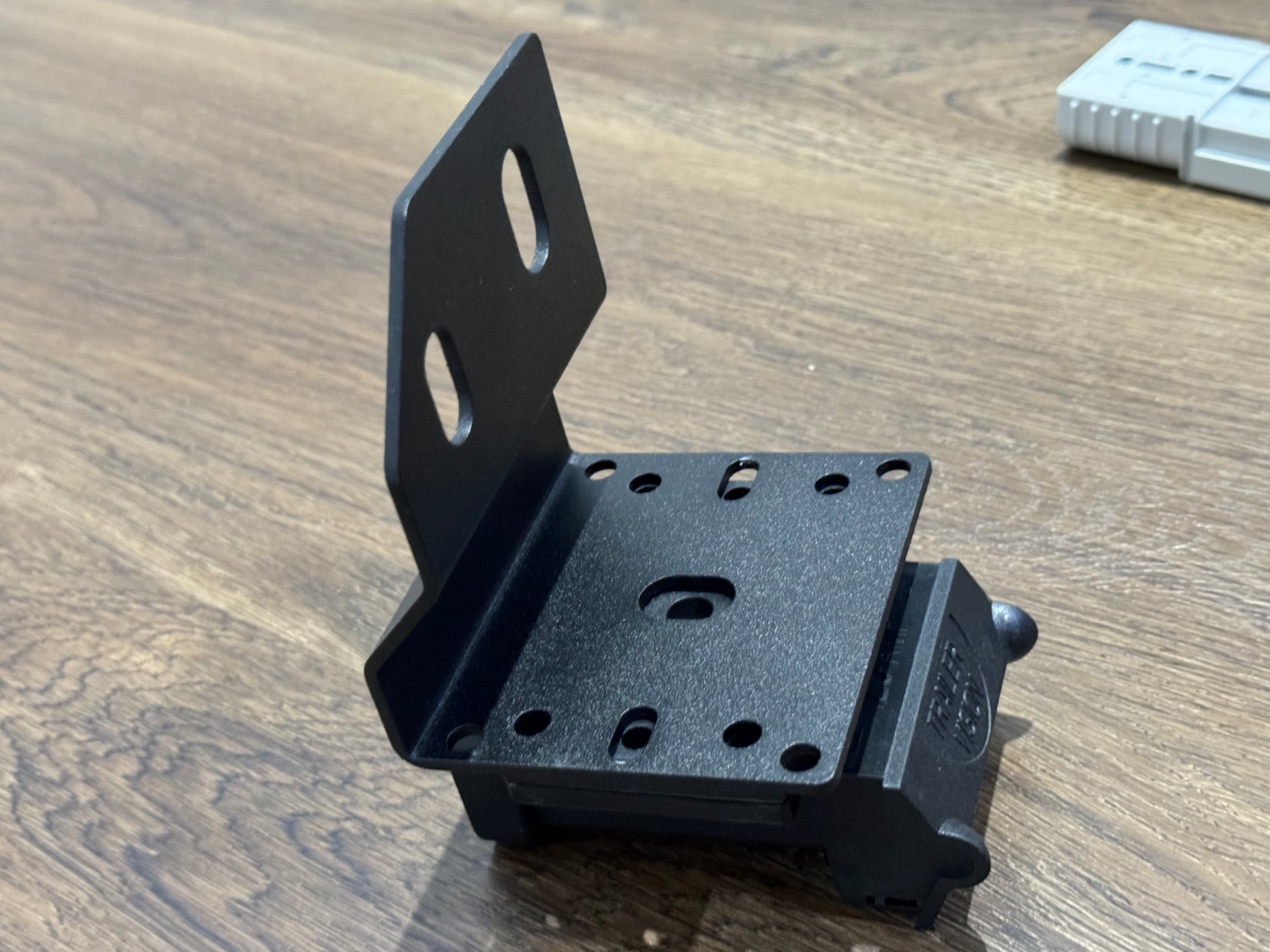Anderson plug Mounting Bracket, holder and plug to suit Silverado 1500 and 2500HD Australia