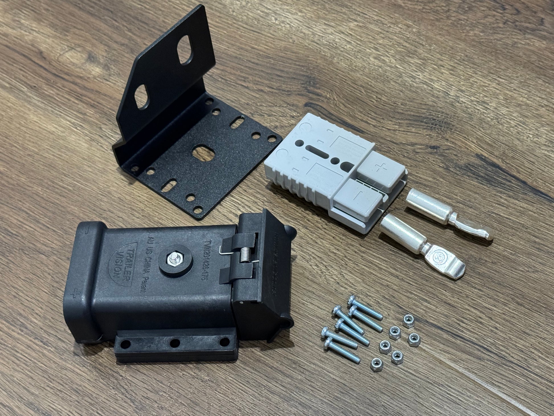 Anderson plug Mounting Bracket, holder and plug to suit Silverado 1500 and 2500HD Australia