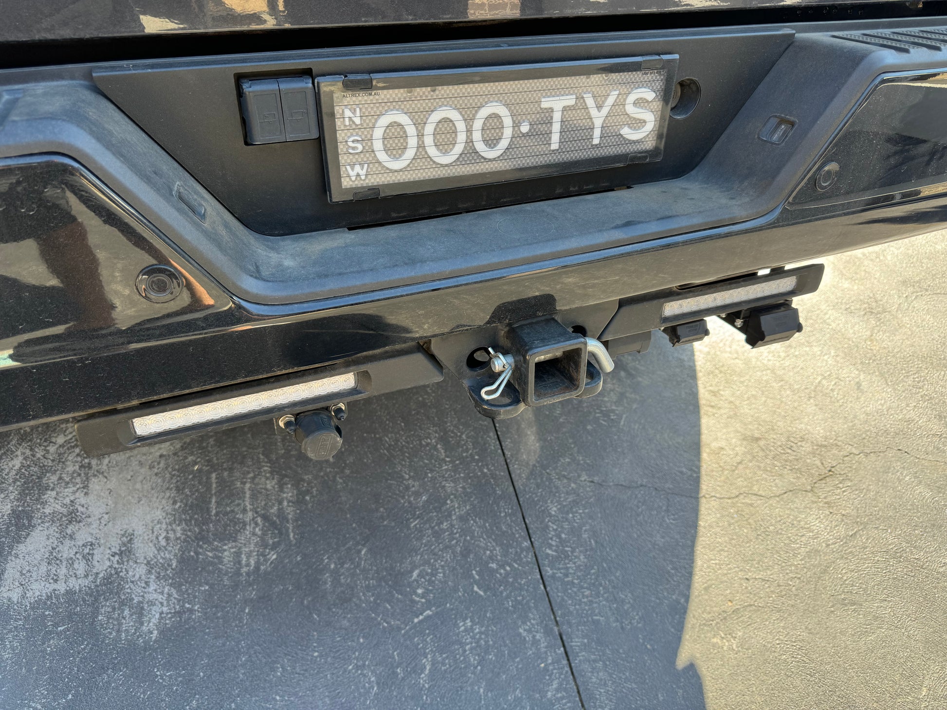 Anderson plug Mounting Bracket, holder and plug to suit Silverado 1500 and 2500HD Australia