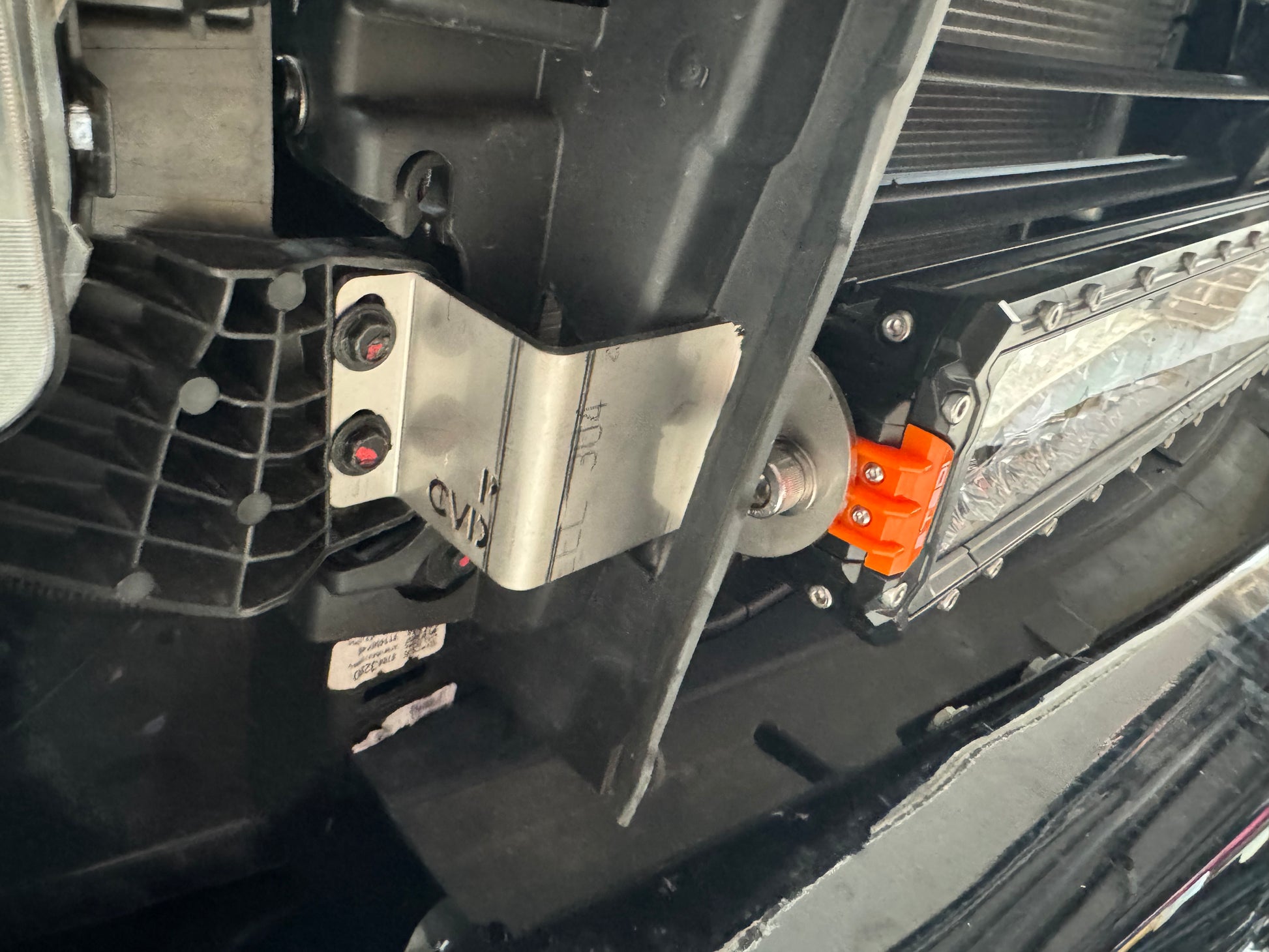 Silverado ZR2 behind Grill light Bar Brackets fitted with Stedi ST3303 Pro 39 Light Bar Drivers Side