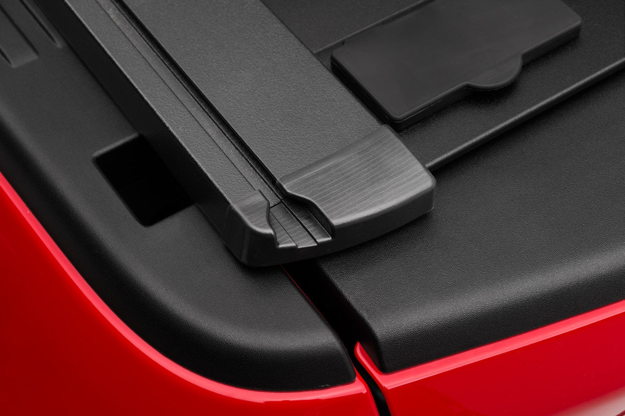Retrax POWERTRAXONE XR | Electric Polycarbonate Retractable Bed Cover