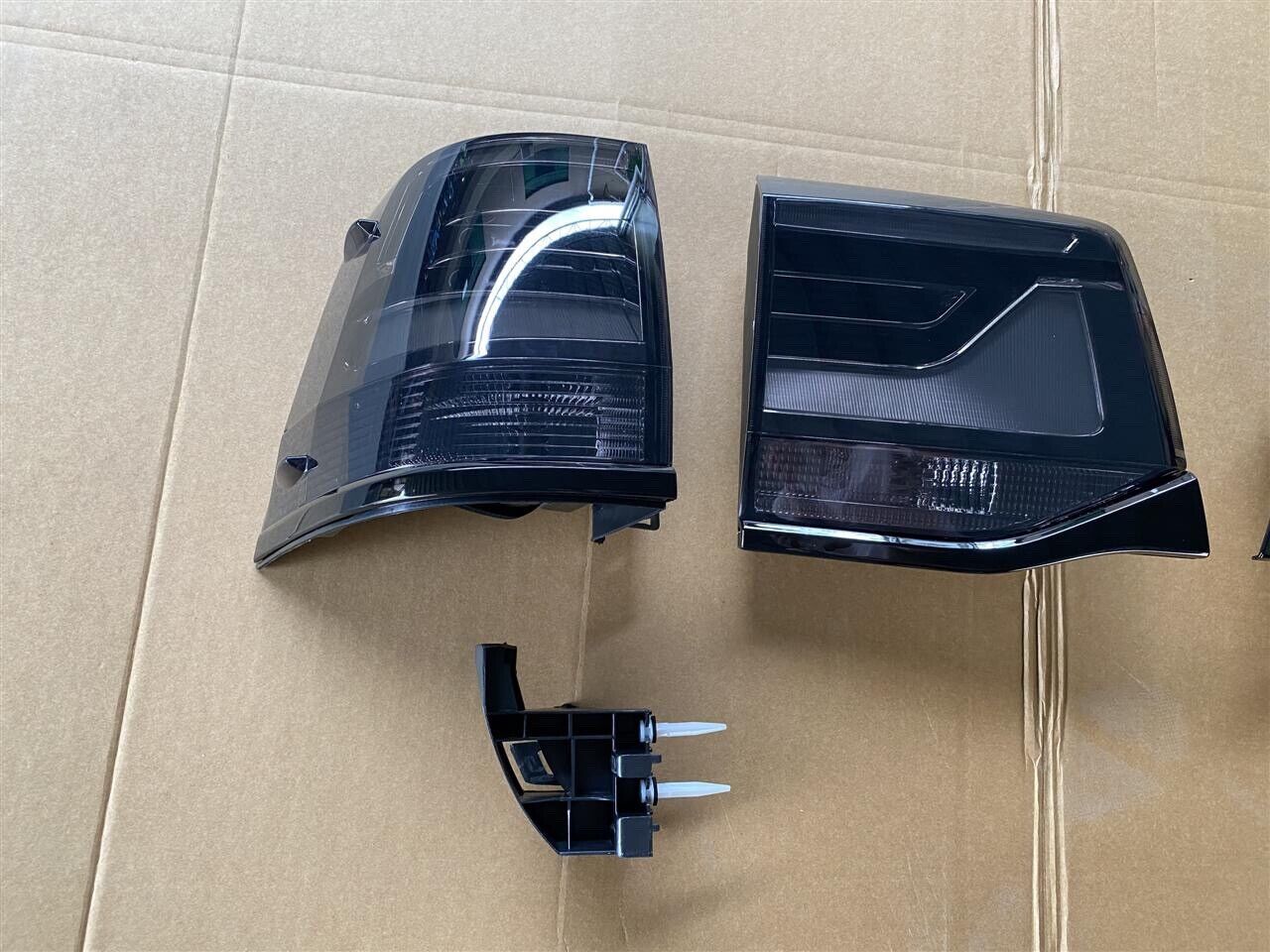 Toyota Landcruiser 200 Series 2016+ Smoked Taillights OEM Style