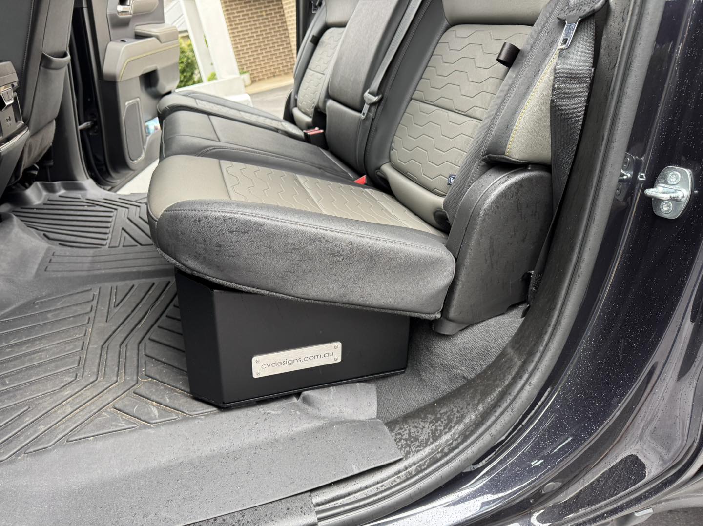 Chevrolet Silverado 2019+ 1500 & 2500 Under Seat Dual Battery Storage Unit