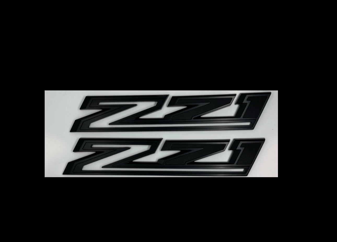 Chevrolet Silverado 1500 2019+ Front Quarter 'Z71' Badges Black