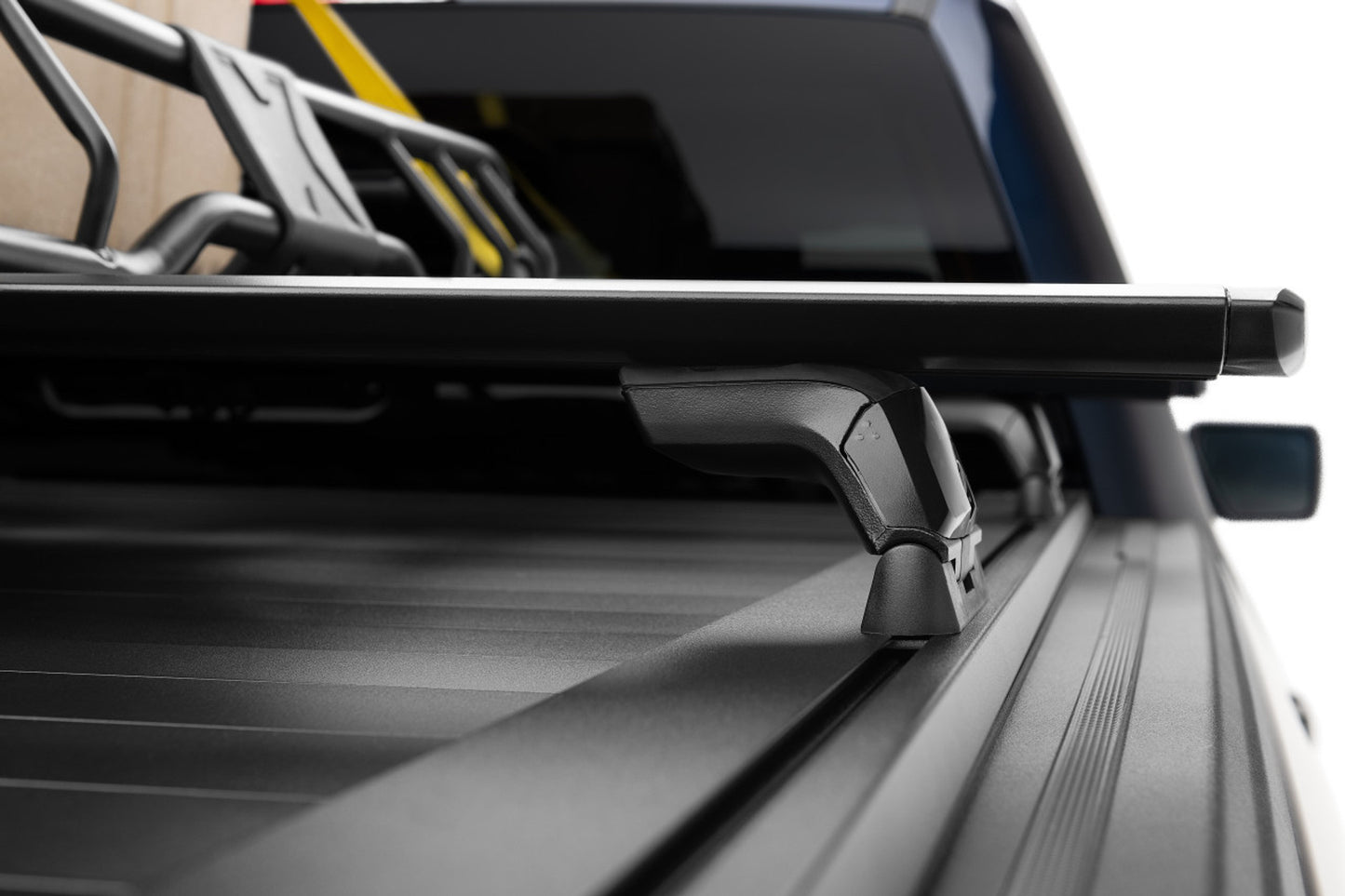 Retrax RETRAXONE XR | Manual Polycarbonate Retractable Truck Bed Cover