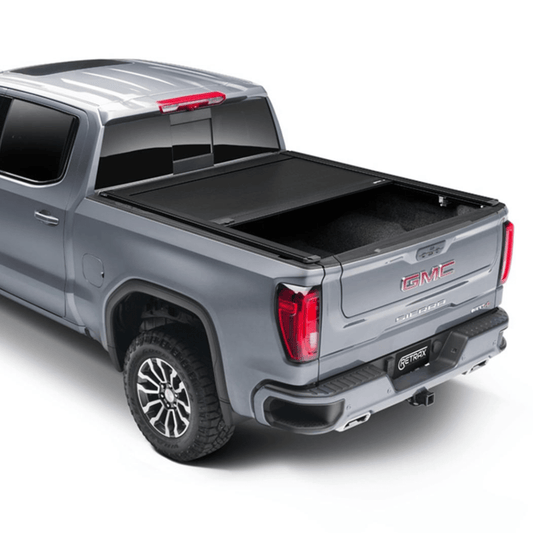 Retrax RETRAXONE XR | Manual Polycarbonate Retractable Truck Bed Cover