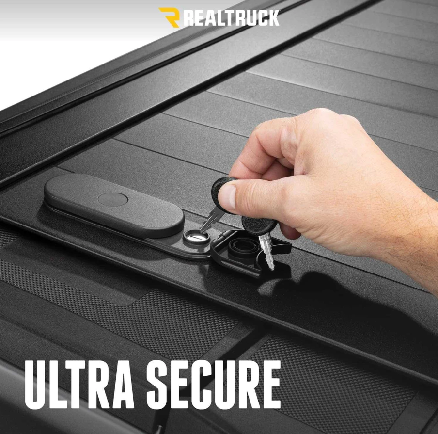 RealTruck RetraxPRO EZ-OFF FRC-4000 Retractable Manual Tonneau Cover w/T-Slot Rails | Chevrolet Silverado 2500 6'10 Bed (2023+)