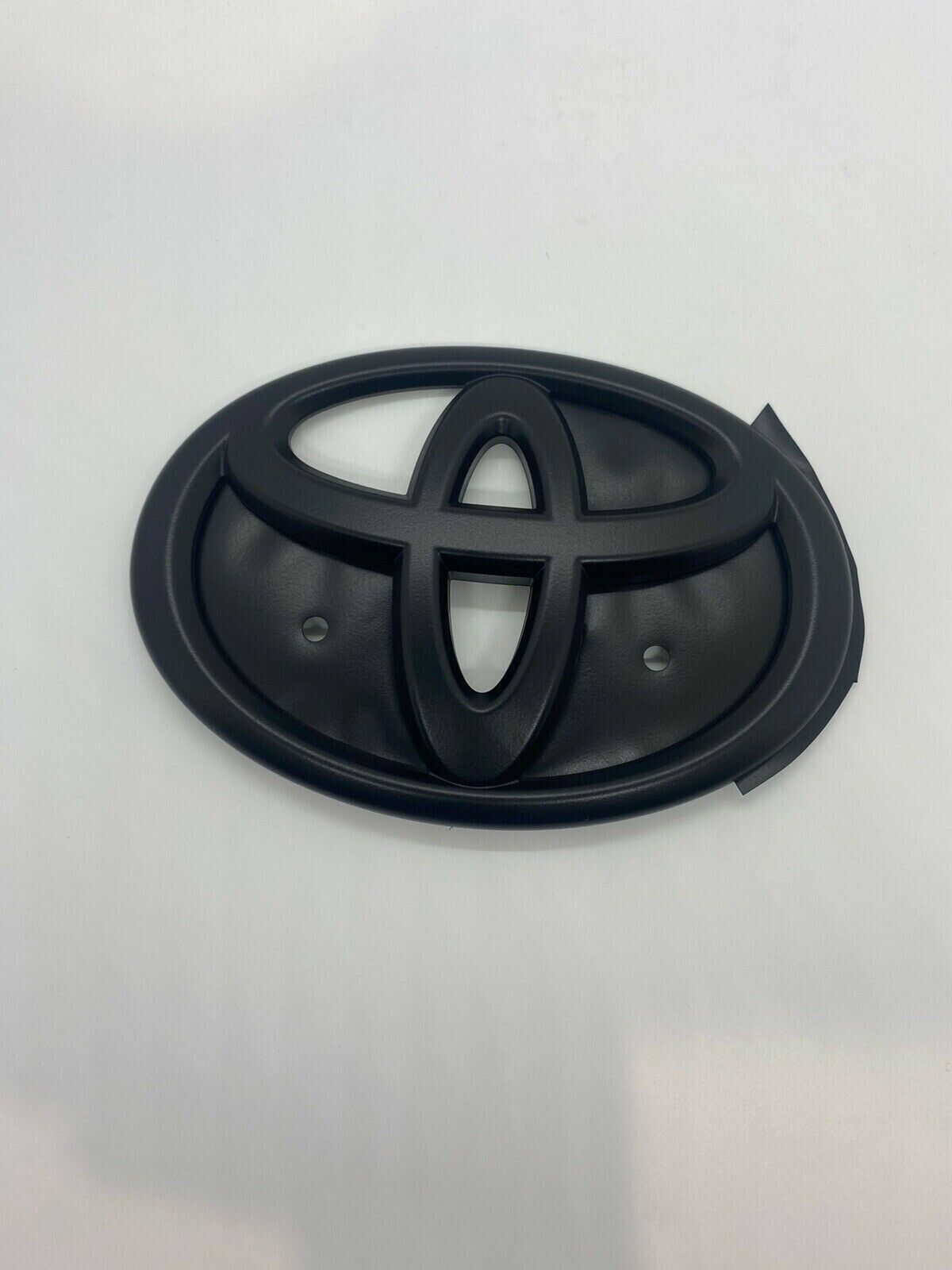 Toyota Landcruiser 200Series 2016+ - Rear Logo Badge