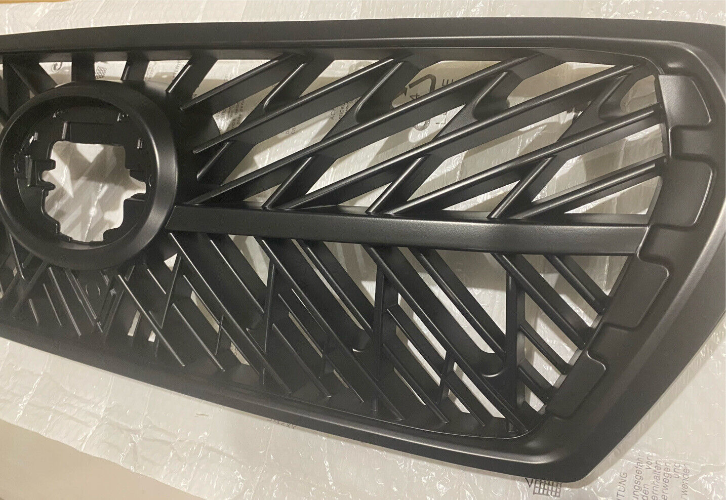 Totota Landcruiser 200 Series (2008-2015) Spyder Grill