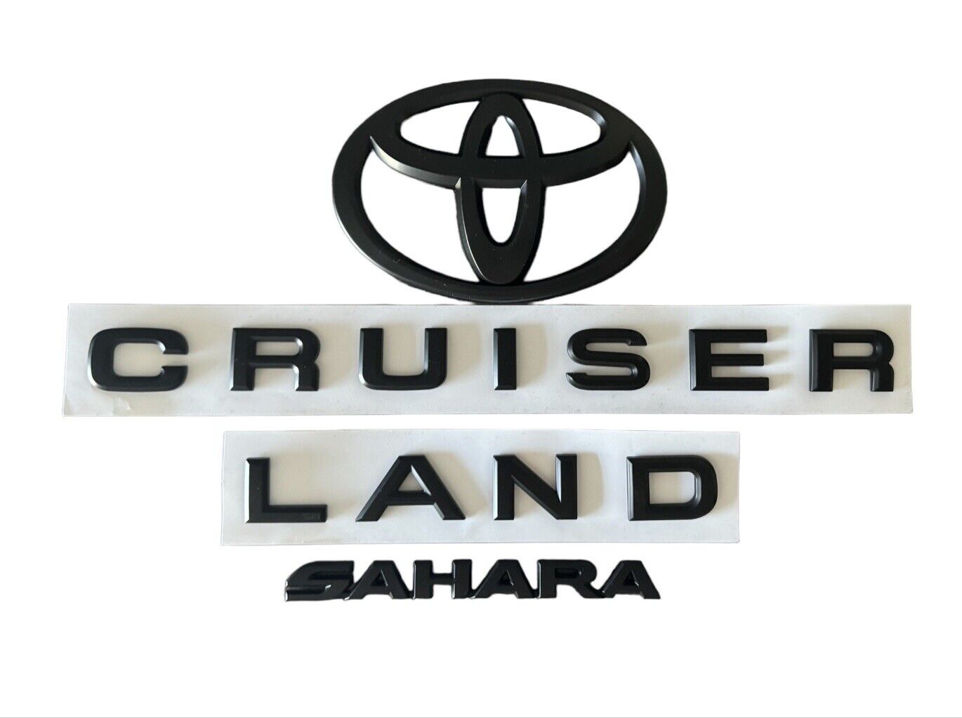 Toyota Landcruiser 300 Series Rear Black Badge Kit - SAHARA