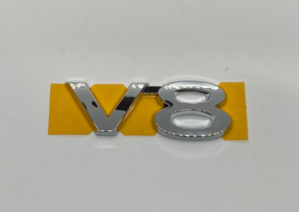 Toyota Landcruiser 200 Series - V8 Badge