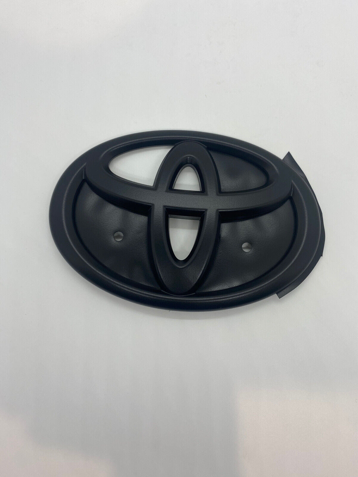 Toyota Landcruiser 200 Series (2008-2015) - Front Logo Badge in Matte Black